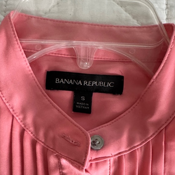 Pink Button-Up Blouse - Picture 4 of 8